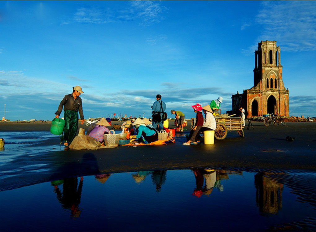 Cầm ba lô lên khám phá ngày 10 địa điểm du lịch nổi tiếng và đẹp tại Nam Định