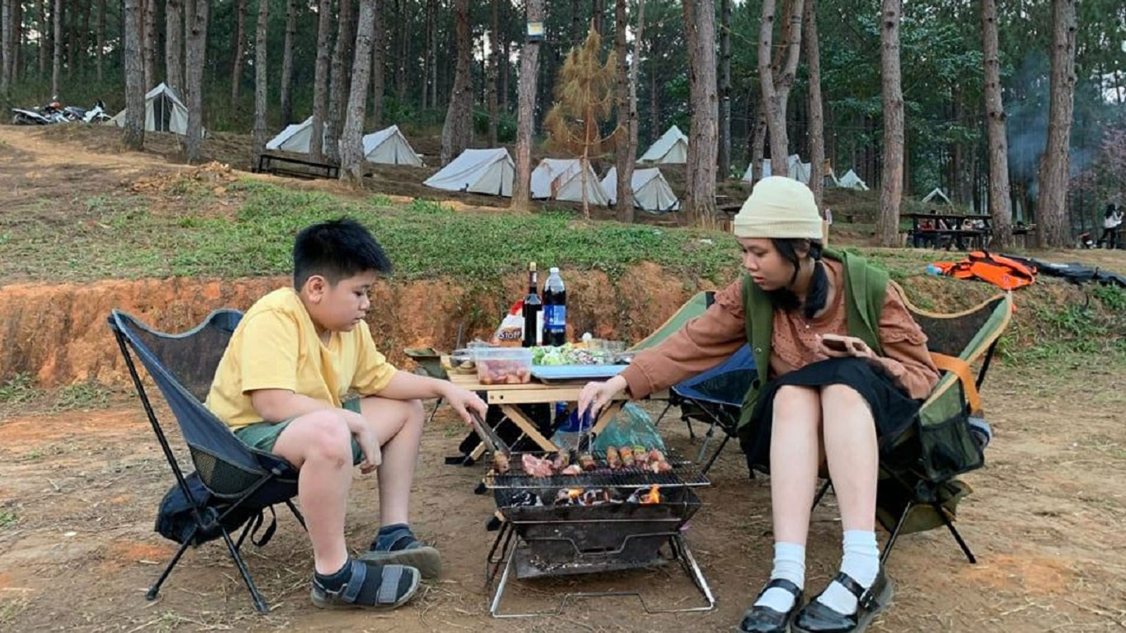 Lều cắm trại ở Đà Lạt đắt khách dịp Tết