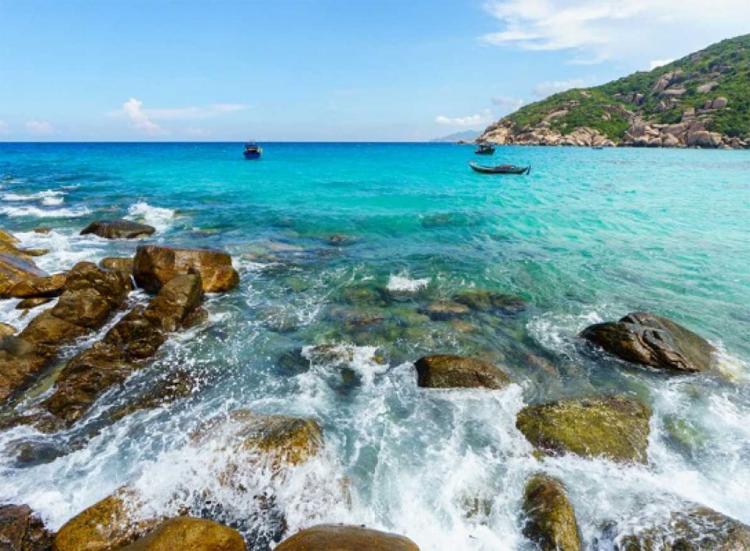 Khám phá 9 điểm du lịch đẹp ở Bình Ba