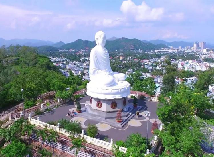 Khám phá vẻ đẹp 4 ngôi chùa Nha Trang nổi tiếng
