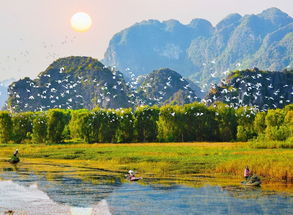 Top 10 điểm du lịch Ninh Bình khin du khách mê mẩn