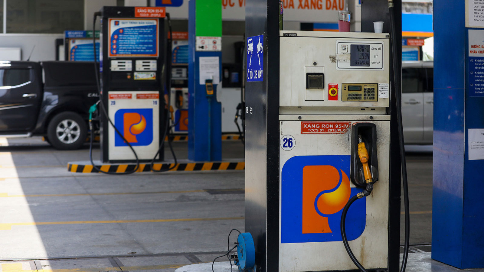 TP HCM kiểm tra đột xuất các cửa hàng xăng dầu
