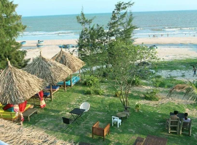 Bãi Biển Lagi Coco Beach Camp