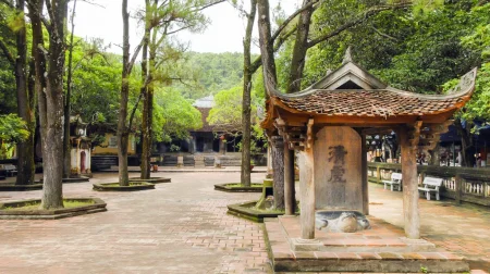 Khu di tích lịch sử Côn Sơn