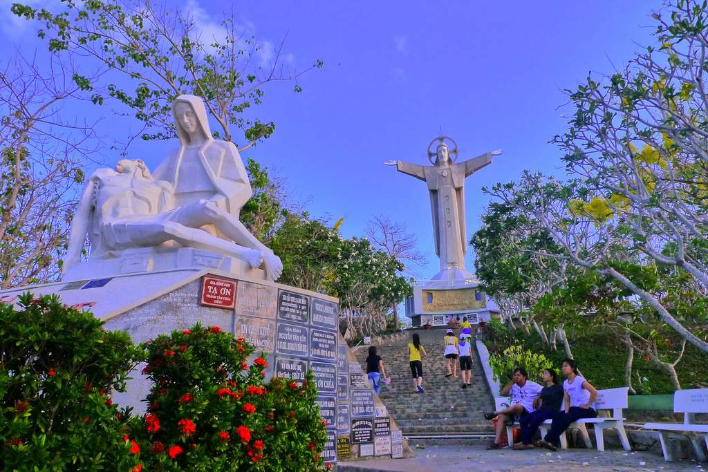 Tượng Chúa Kito Vũng Tàu &ndash; Tượng Chúa Jesus lớn nhất châu Á 9