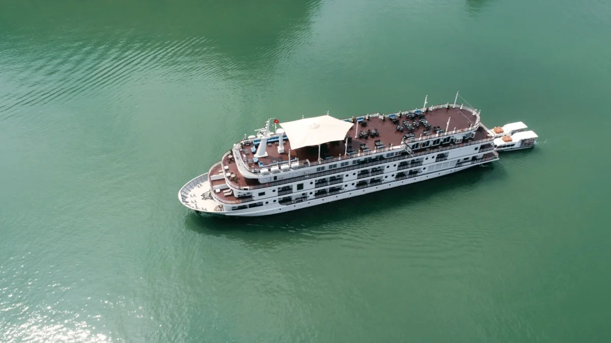 Du thuyền Paradise Grand Cruise Hạ Long
