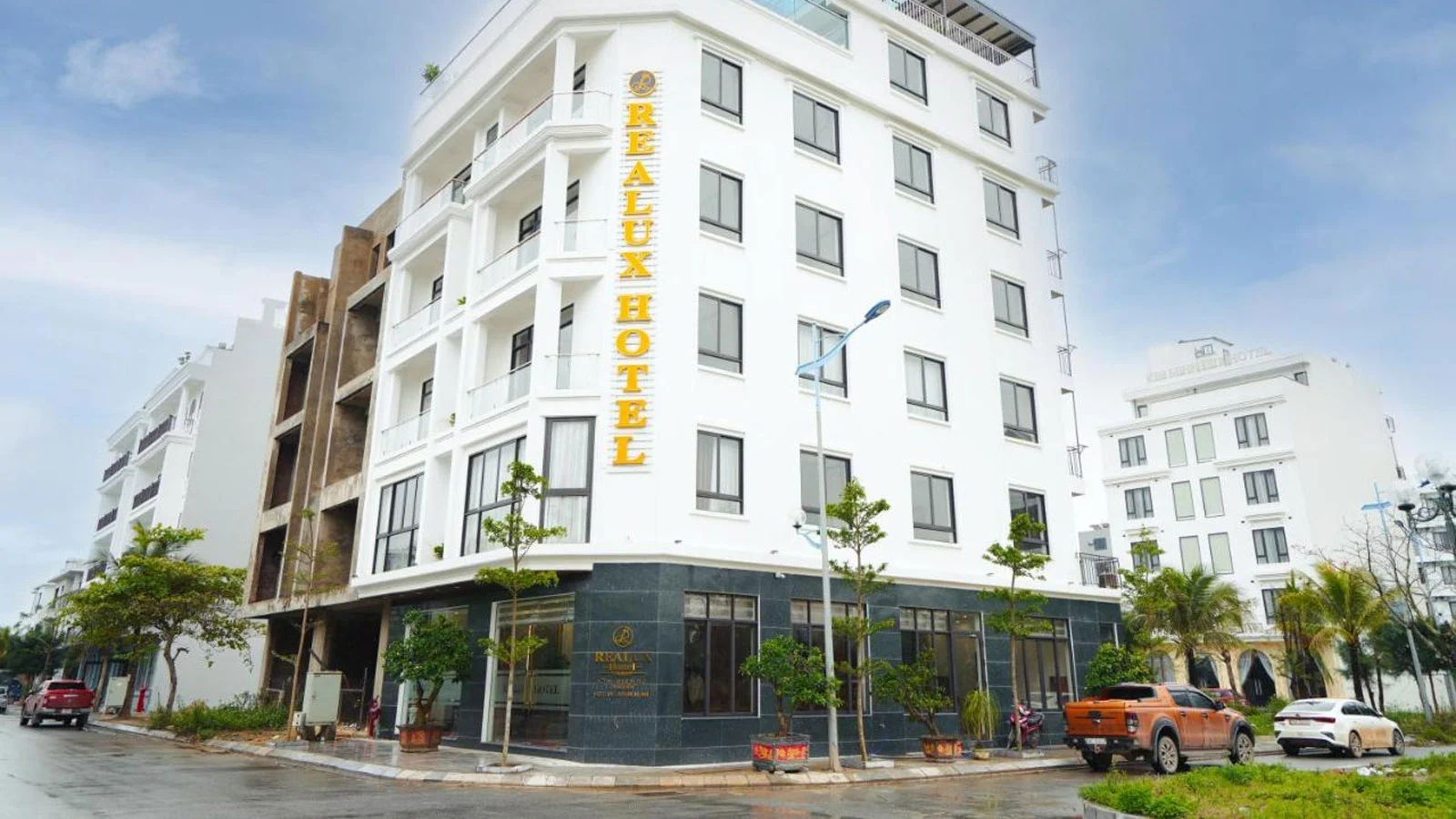 Khách sạn Realux Hotel Sầm Sơn