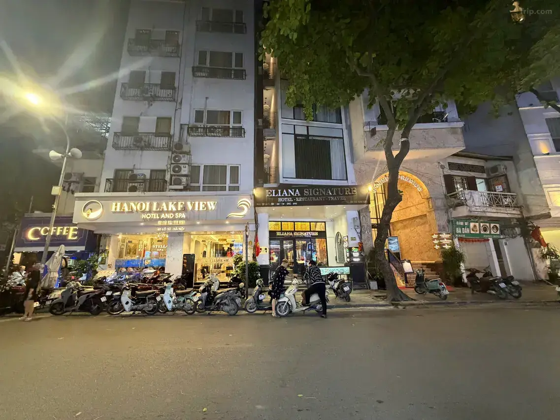 Khách sạn Eliana Signature Hotel Hà Nội