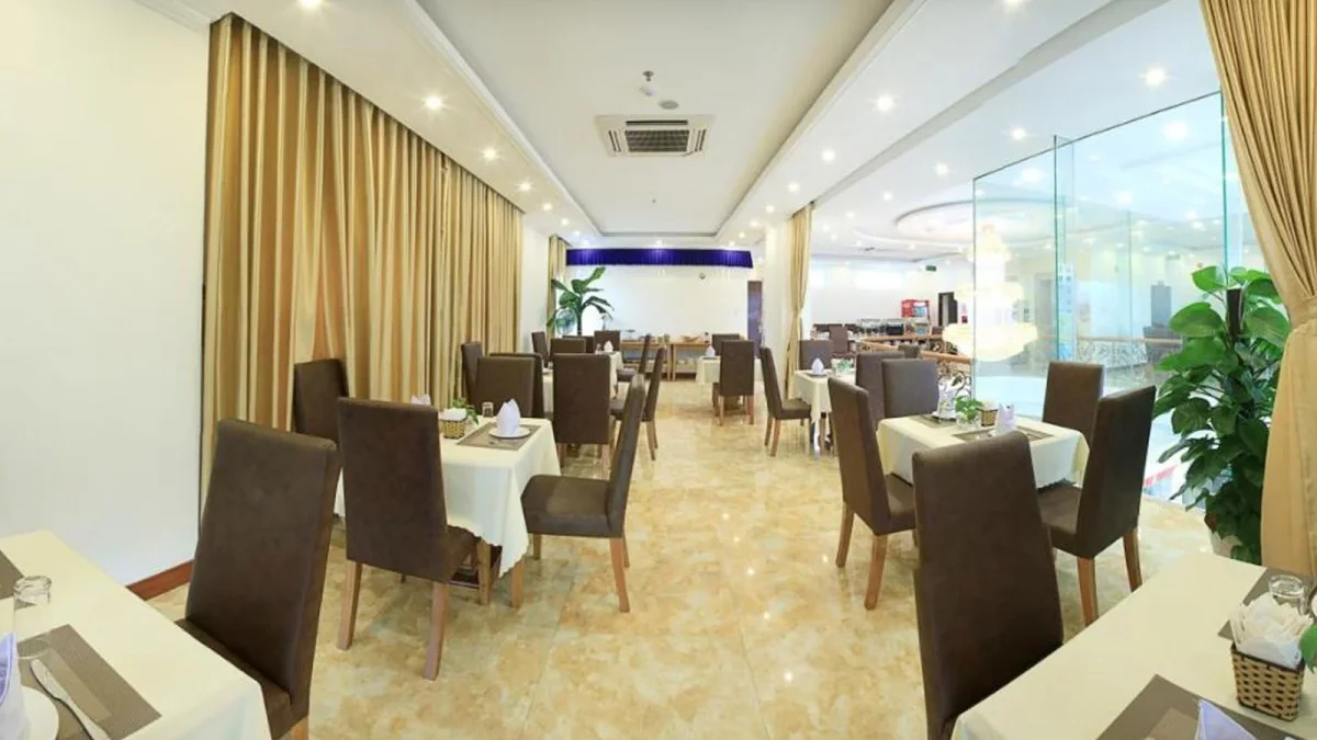 Khách sạn Royal Family Hotel Đà Nẵng