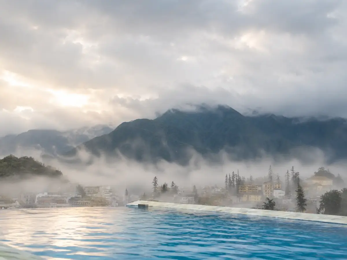Khách sạn Village Sapa Hotel