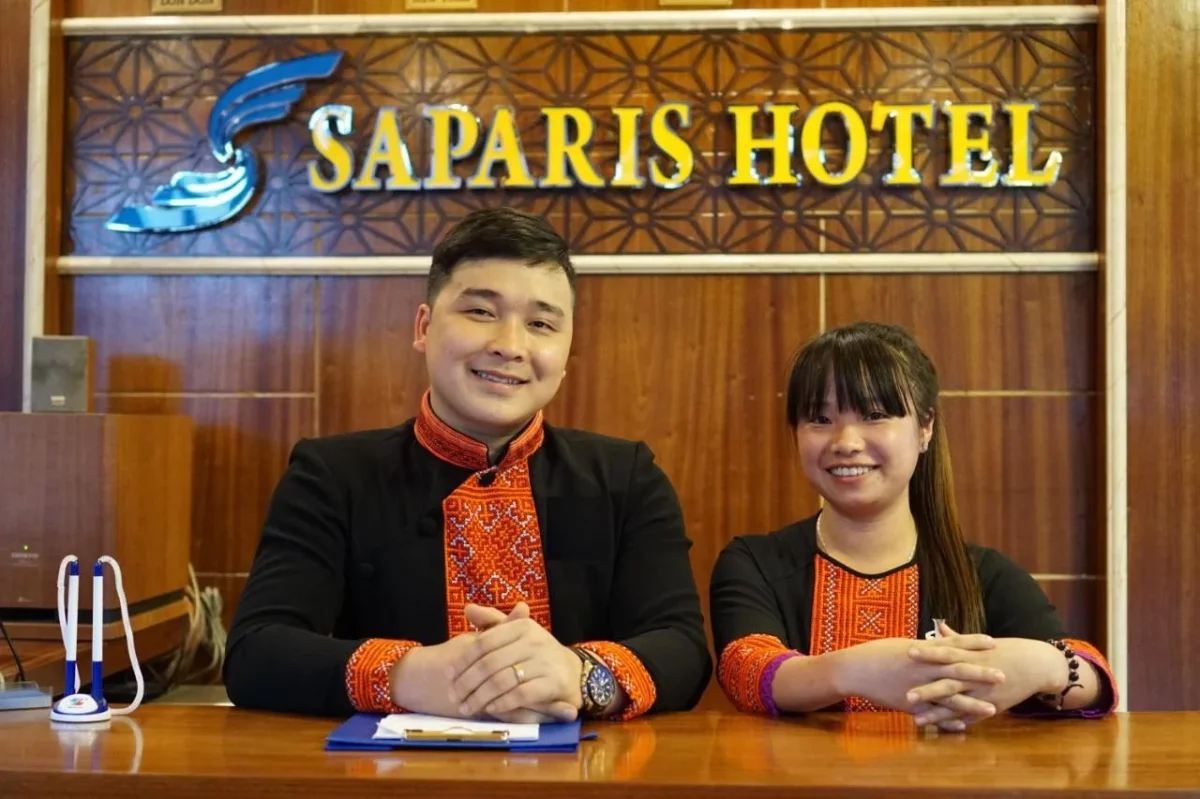 Khách sạn Saparis Sapa Hotel