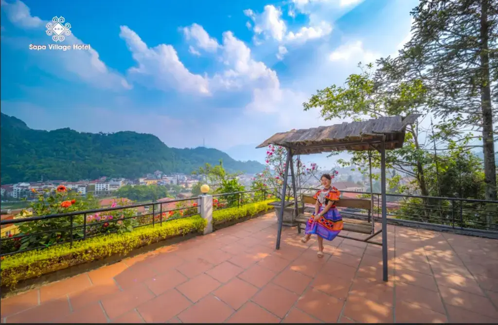 Khách sạn Village Sapa Hotel
