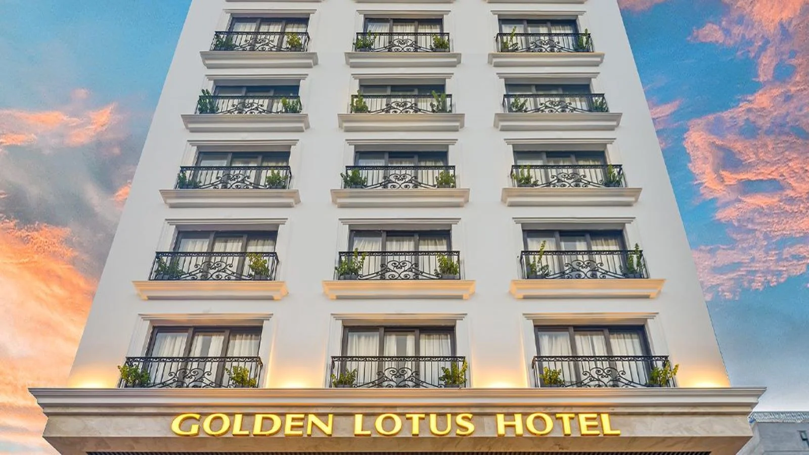 Khách sạn Golden Lotus Hotel Đà Nẵng