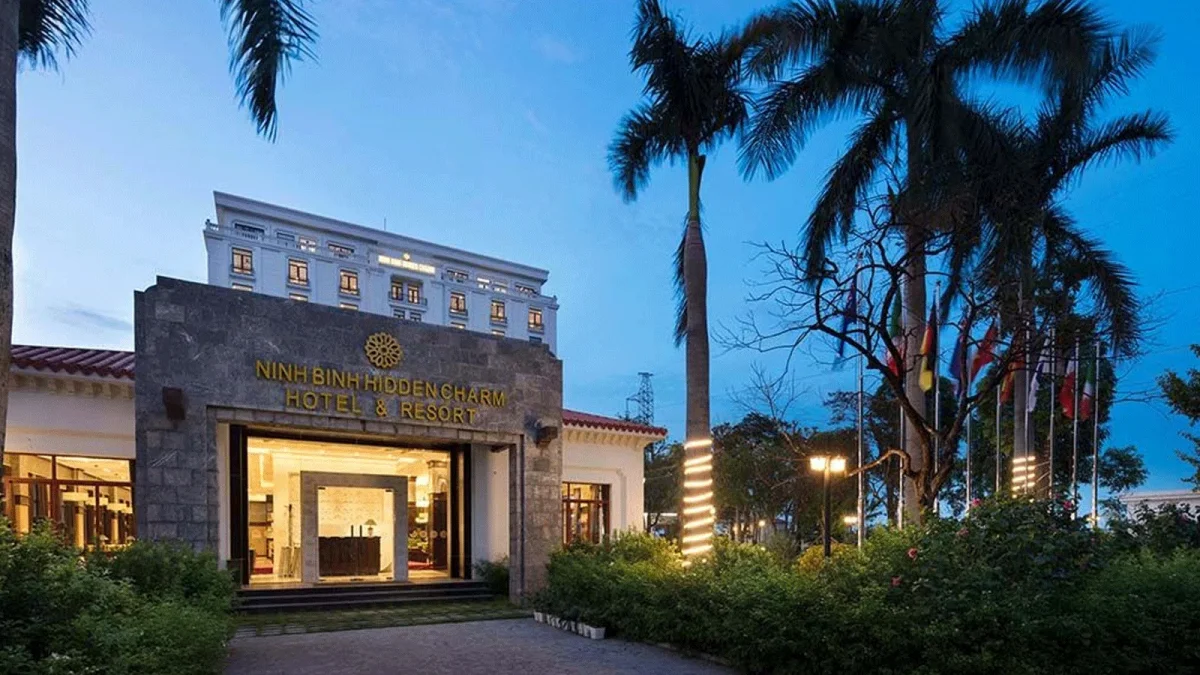 Khách sạn Ninh Bình Hidden Charm Hotel & Resort