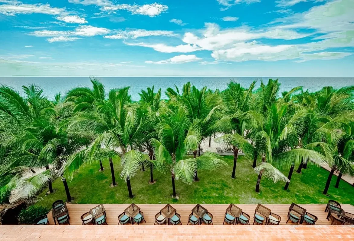 Dusit Princess Moonrise Beach Resort Phú Quốc