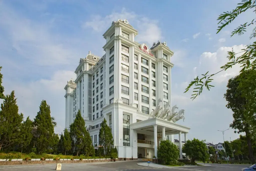 Westlake Hotel & Resort Vĩnh Phúc
