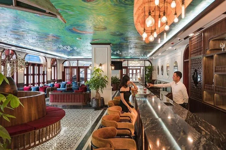 Khách sạn Grand Fleuve Boutique Hotel Hạ long Hạ Long