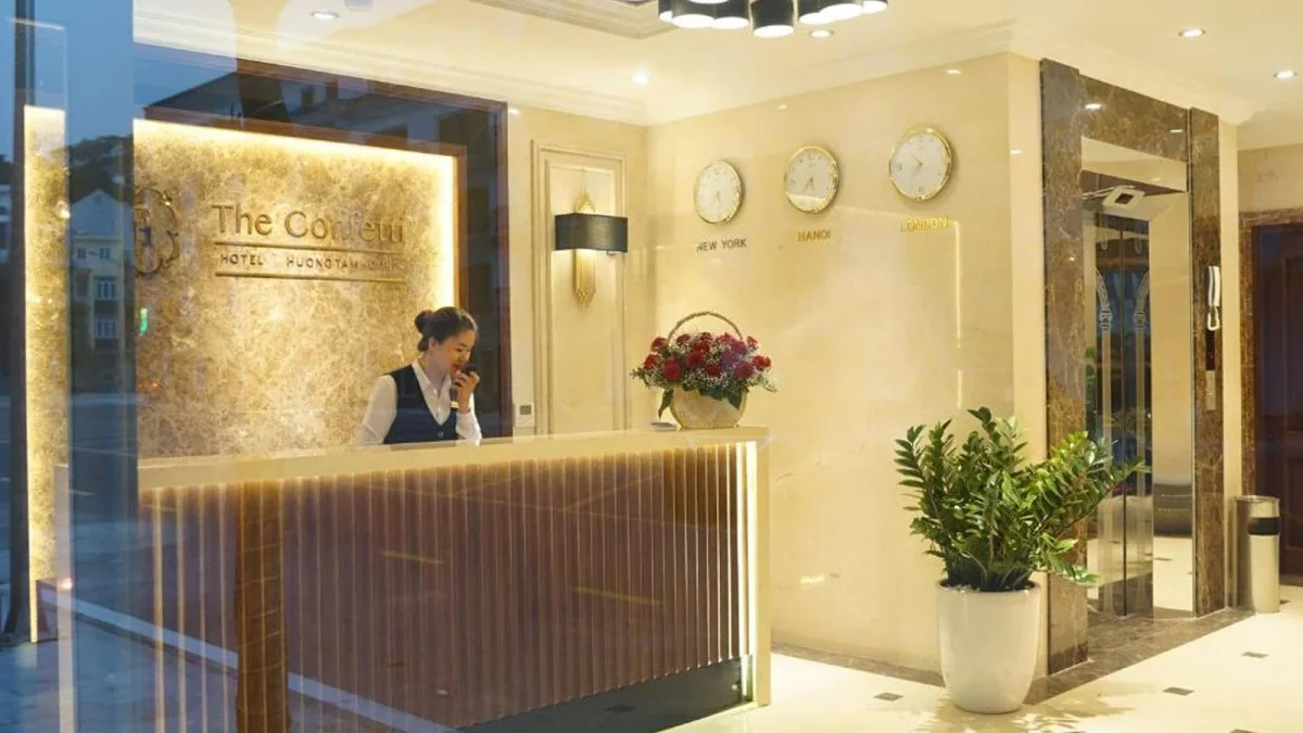 Khách sạn The Confetti Hạ Long Hotel