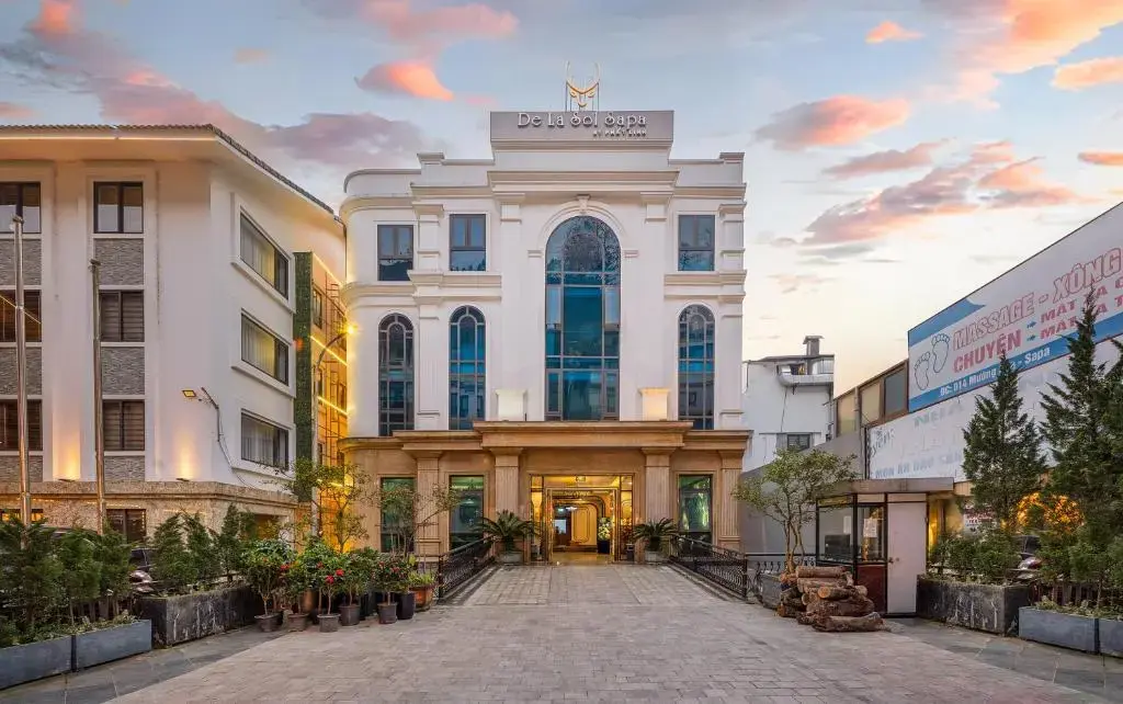 Khách sạn DeLaSol Phát Linh Sapa Hotel
