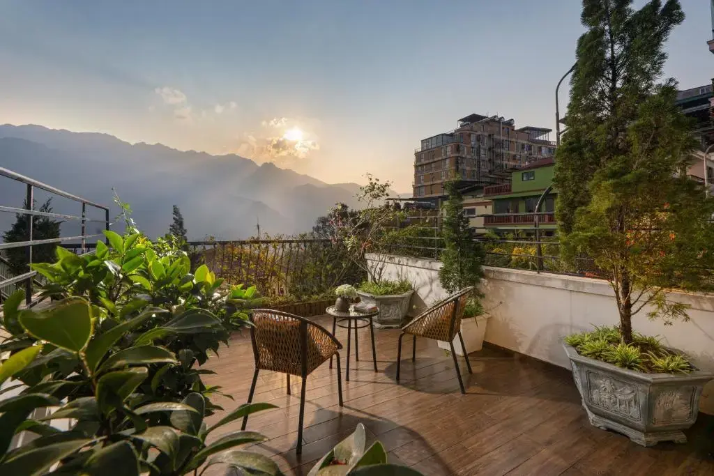 Khách sạn DeLaSol Phát Linh Sapa Hotel