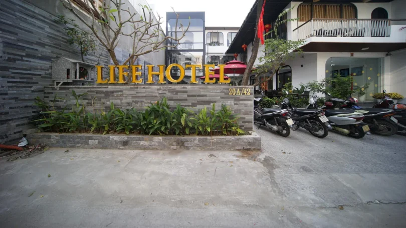 Life Boutique Hotel Huế