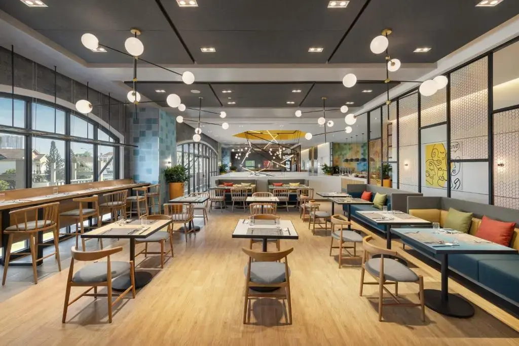 Khách sạn HIIVE by fusion Bình Dương