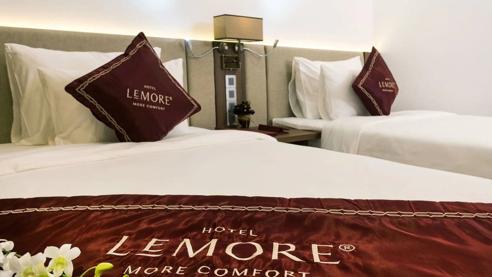 Khách sạn LeMore Hotel Nha Trang