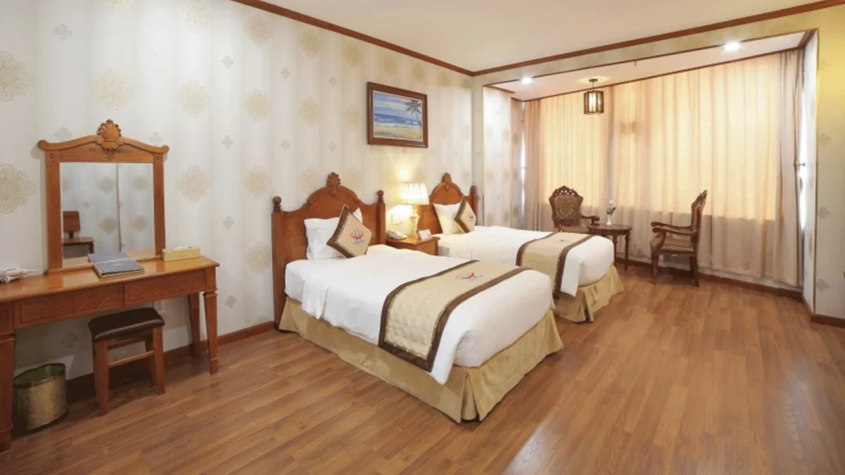 Khách sạn Hương Việt Hotel Quy Nhơn