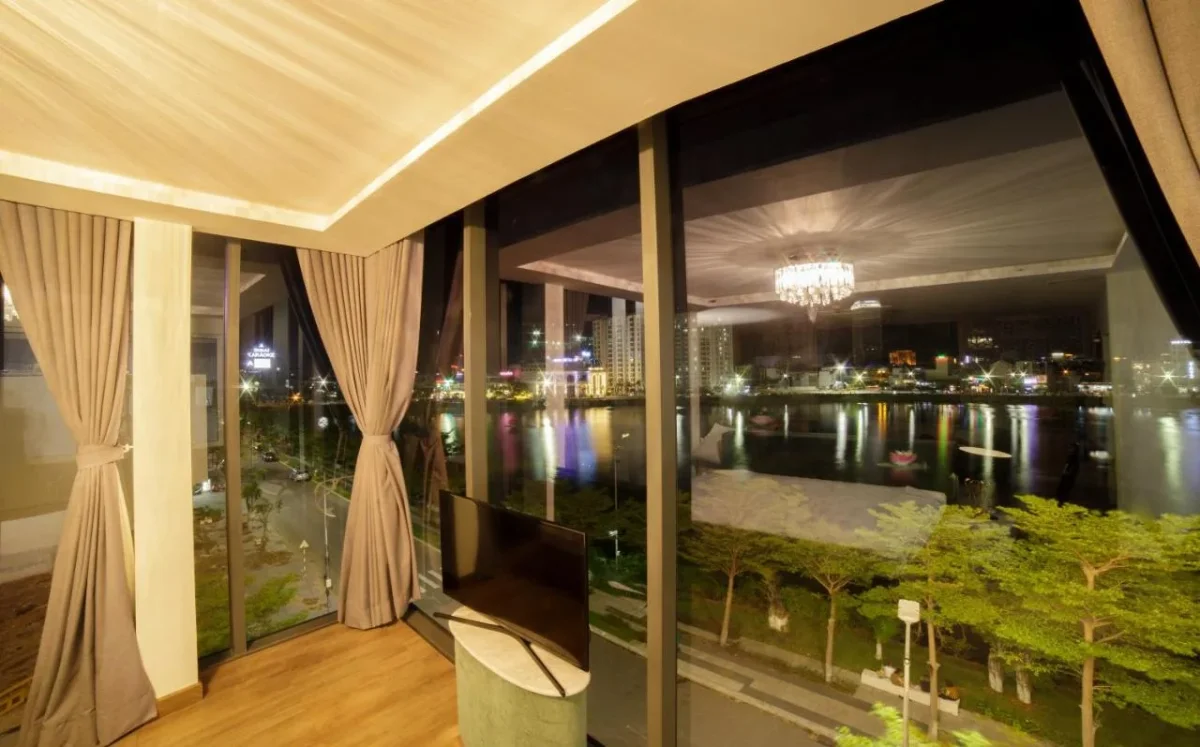 Khách sạn Lake View Quy Nhơn Hotel