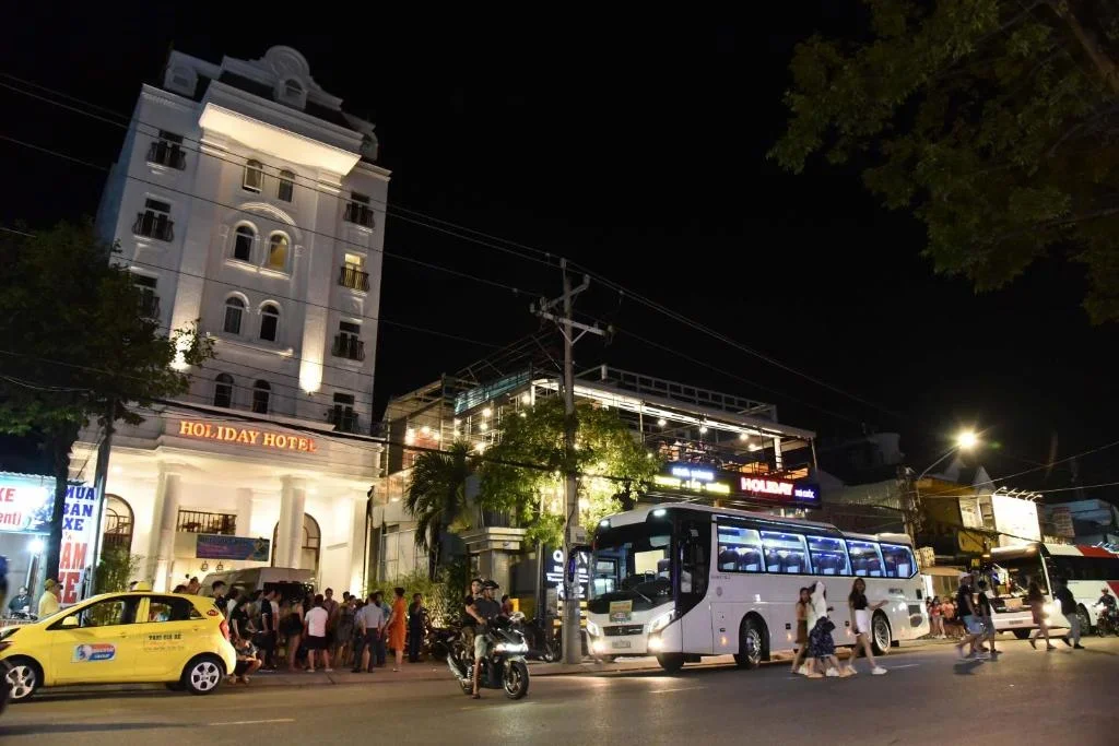 Khách sạn Holiday Hotel Phú Quốc