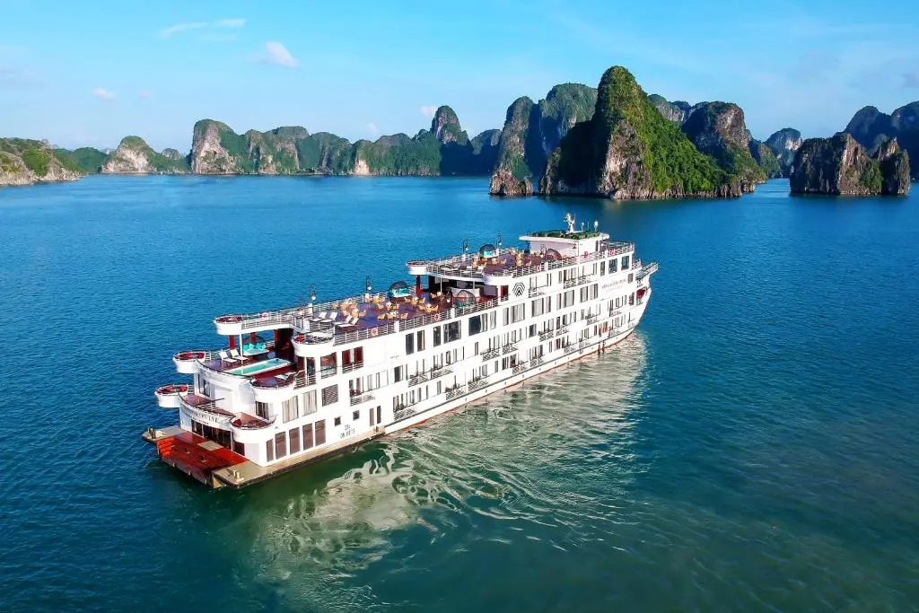 Ambassador Cruise 1 Hạ Long