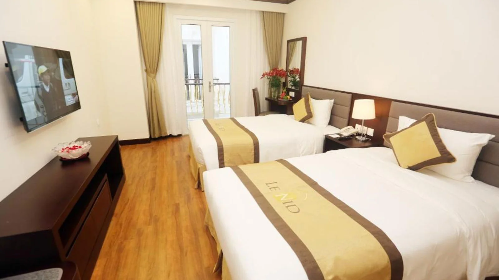 Khách sạn Lenid Hotel Thợ Nhuộm Hà Nội