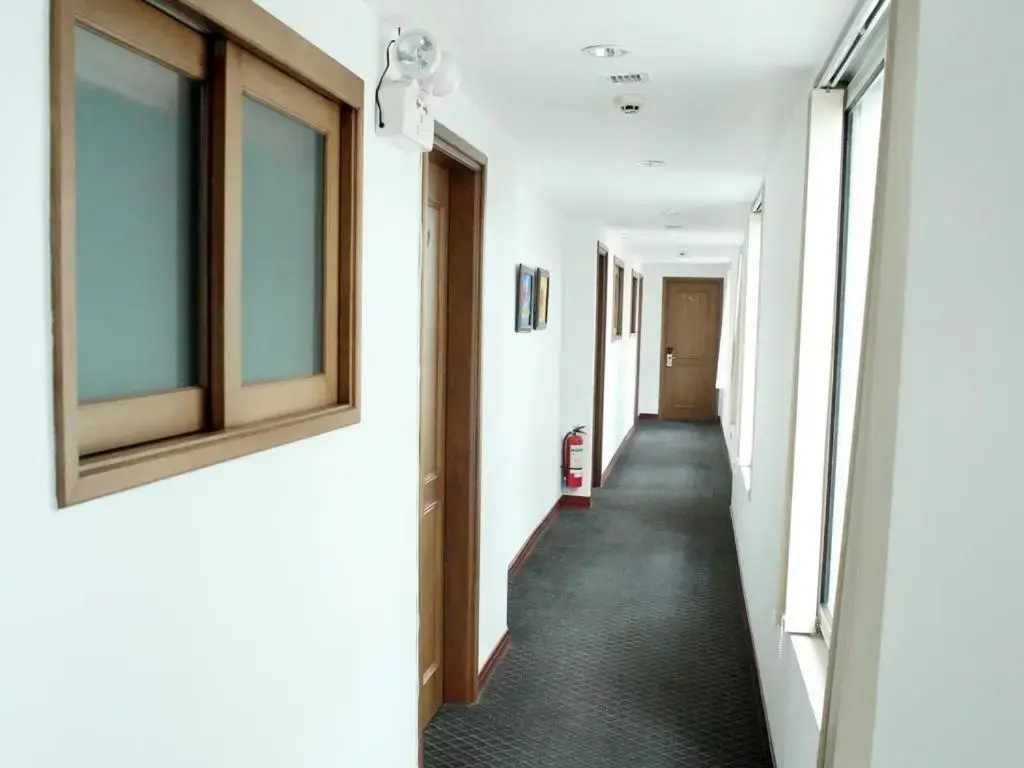 Khách sạn Lenid De Hồ Gươm Hotel Hà Nội