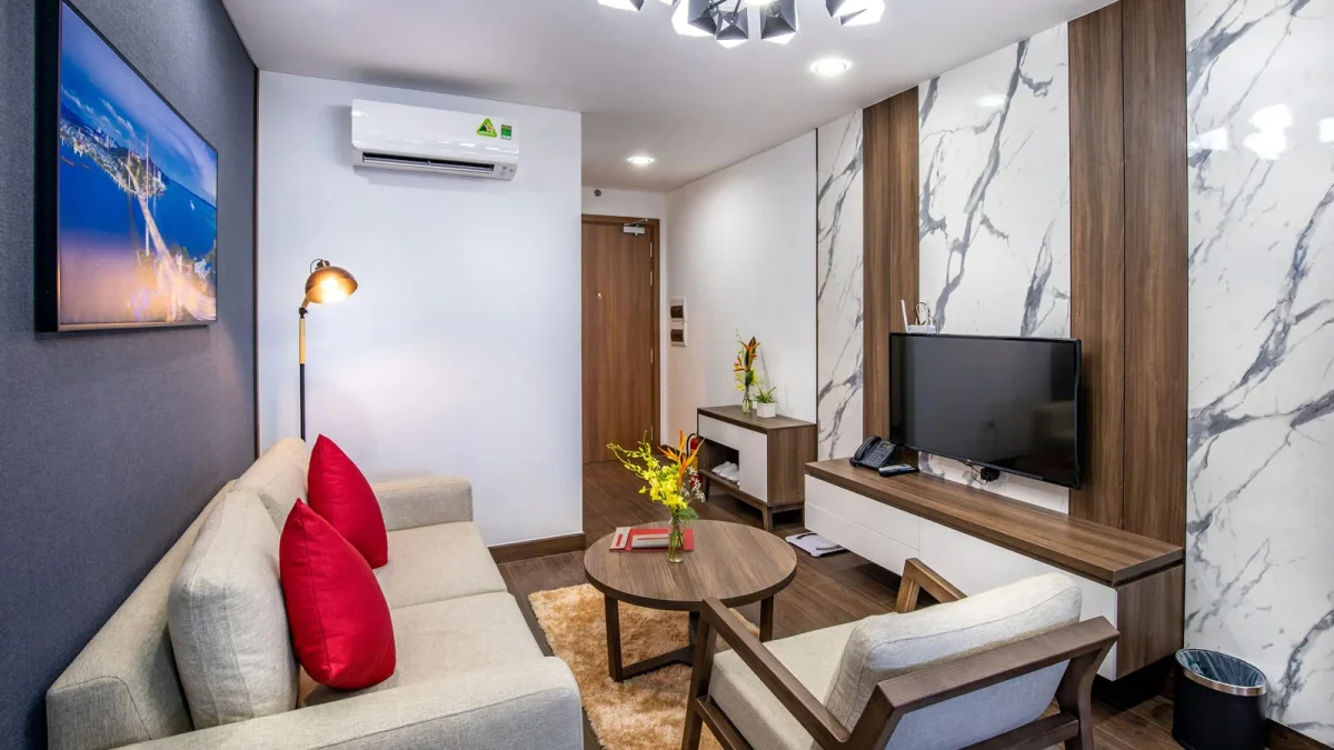 Khách sạn Ramada Hotel & Suites by Wyndham Hạ Long Bay View