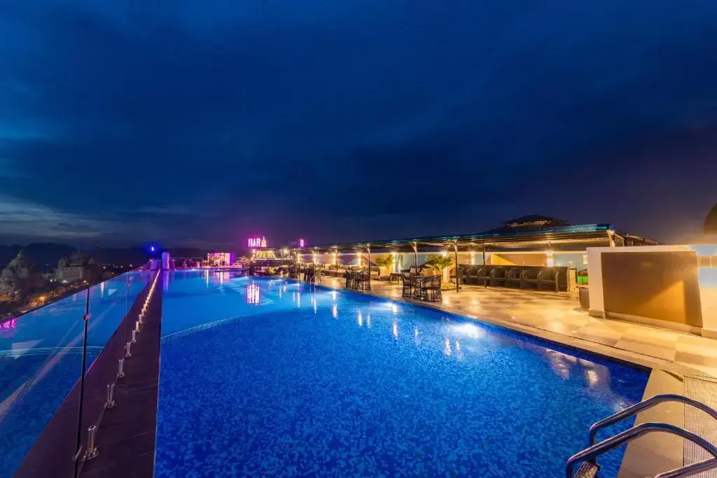 Khách sạn Ninh Bình Legend Hotel