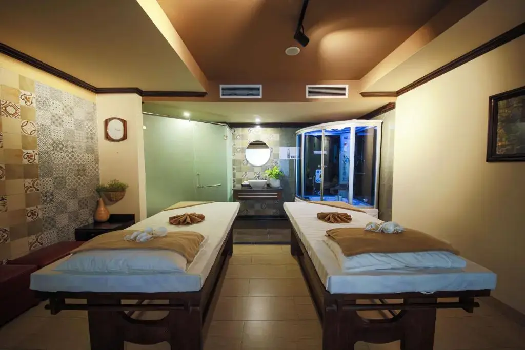 Khách sạn Ninh Bình Legend Hotel