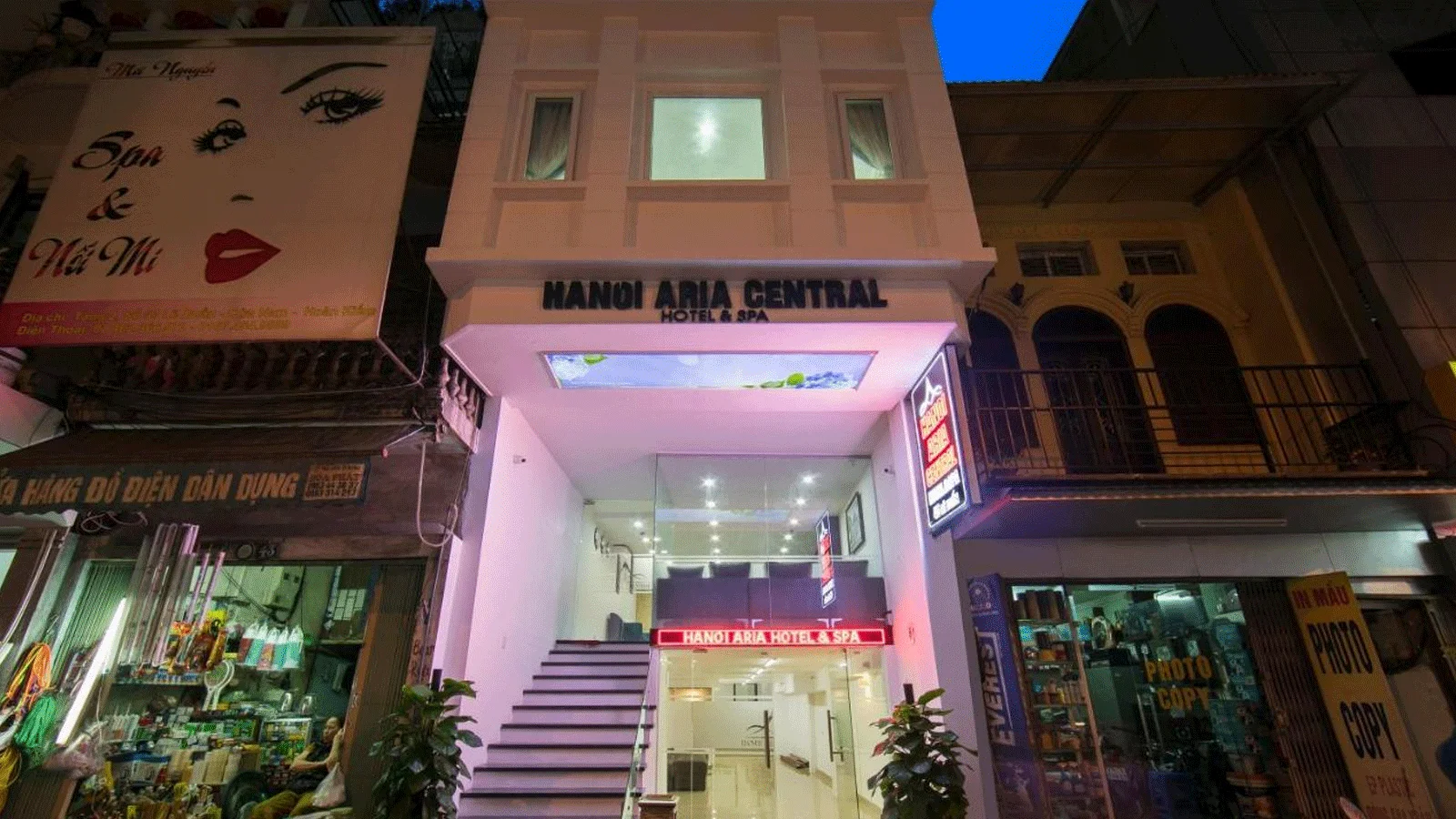 Khách sạn Aria Central Hotel & Spa Hà Nội