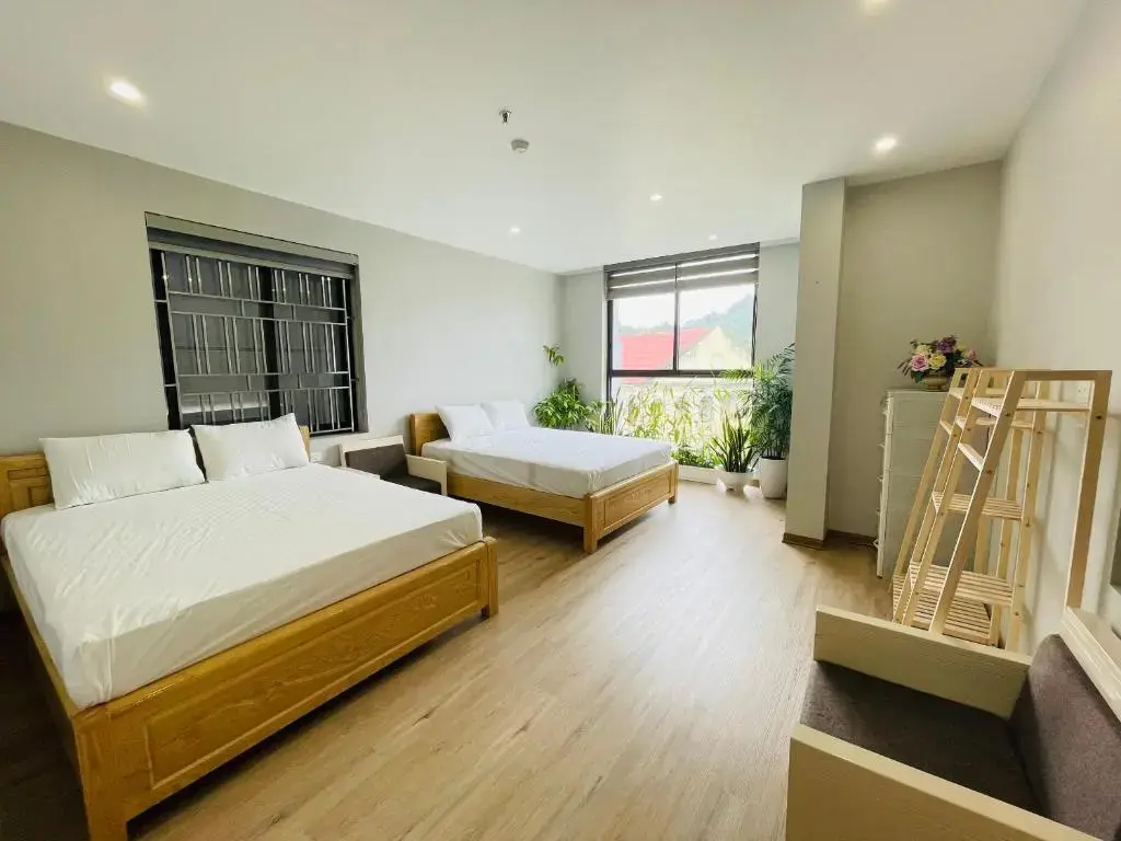 Khách sạn The Light Hotel Hạ Long