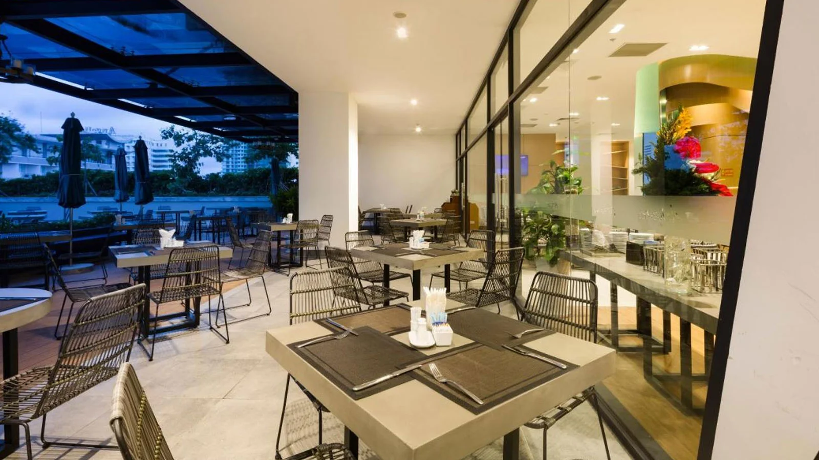 Khách sạn Ariyana SmartCondotel Nha Trang