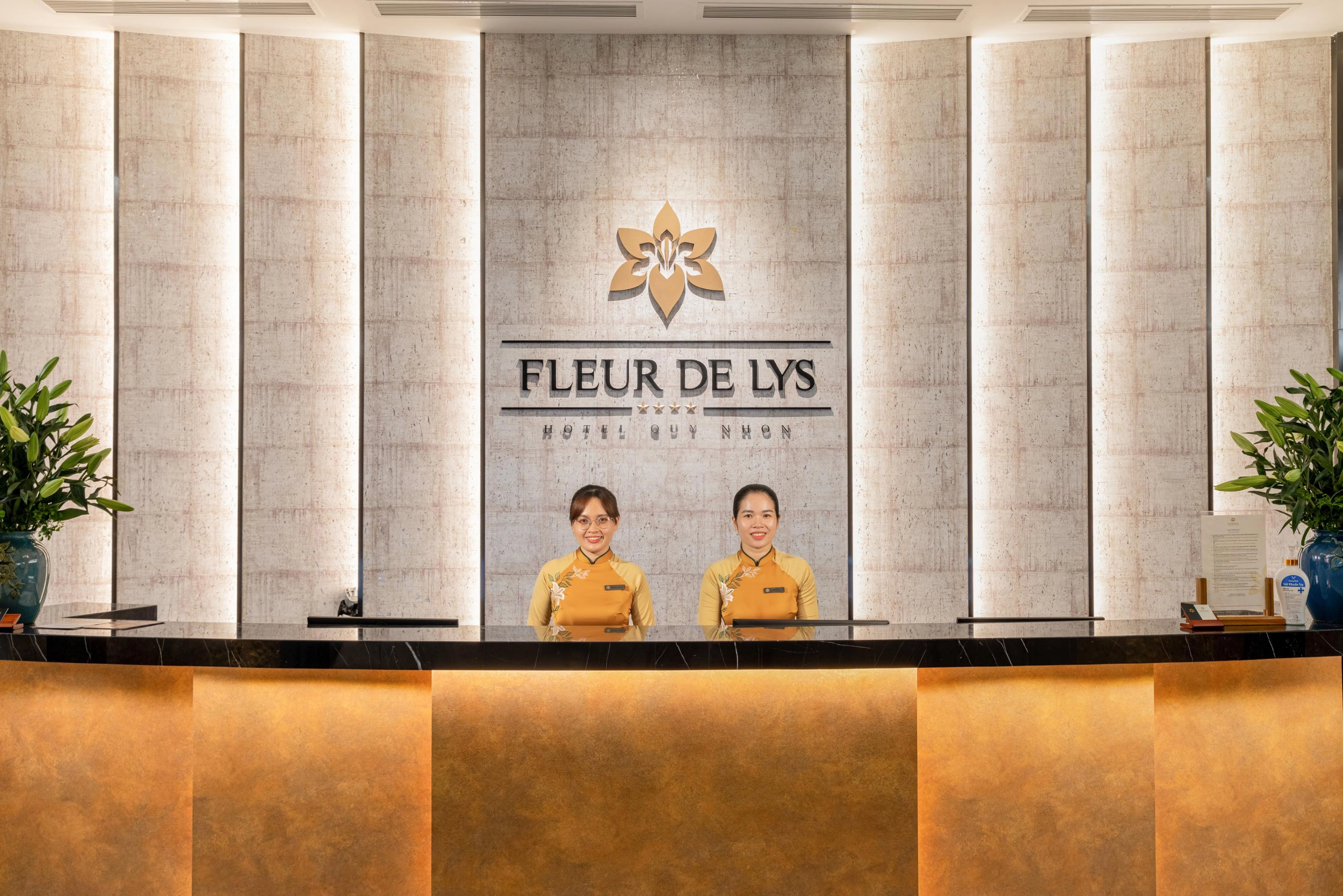 Khách sạn Fleur De Lys Hotel Quy Nhơn