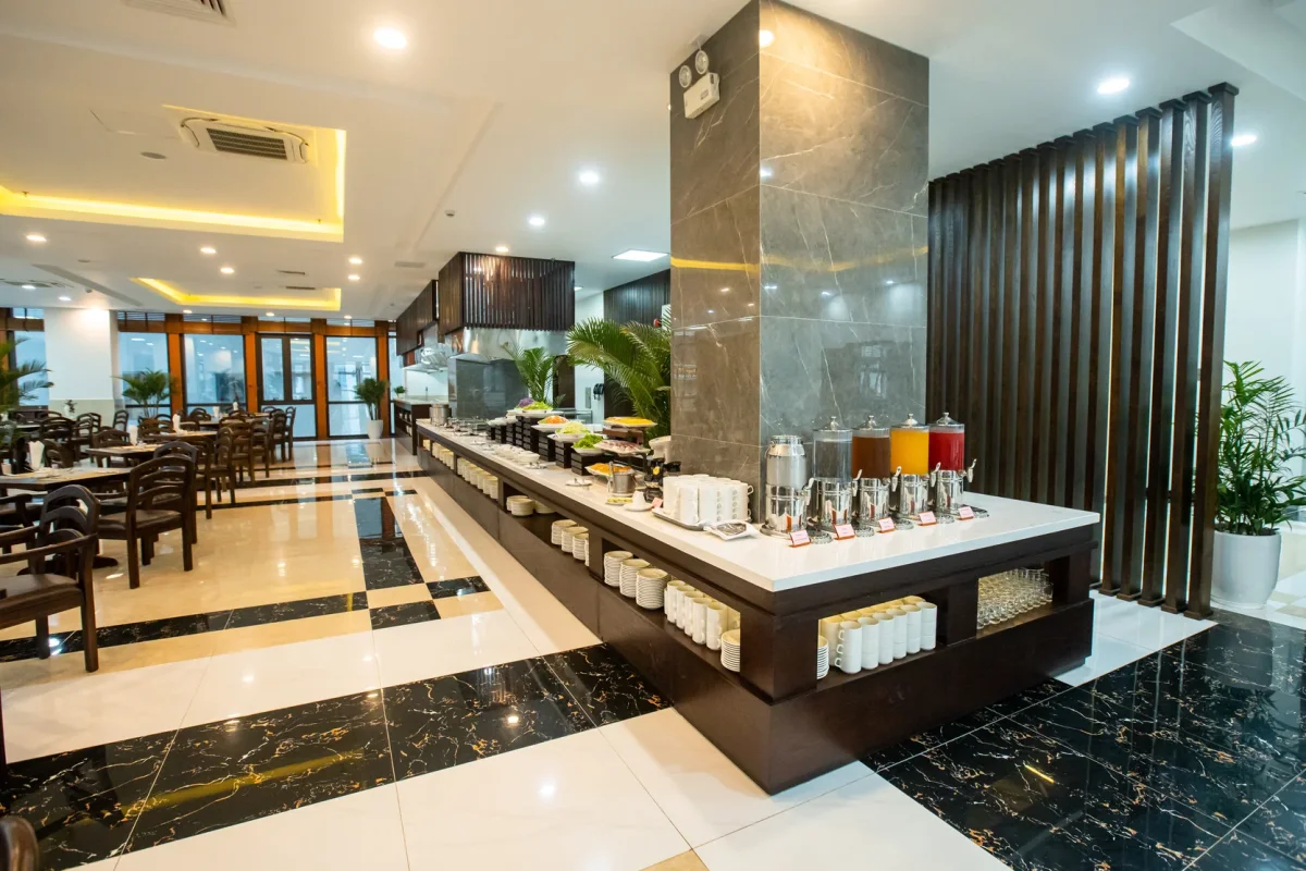 Khách sạn Peace Hotel Hạ Long