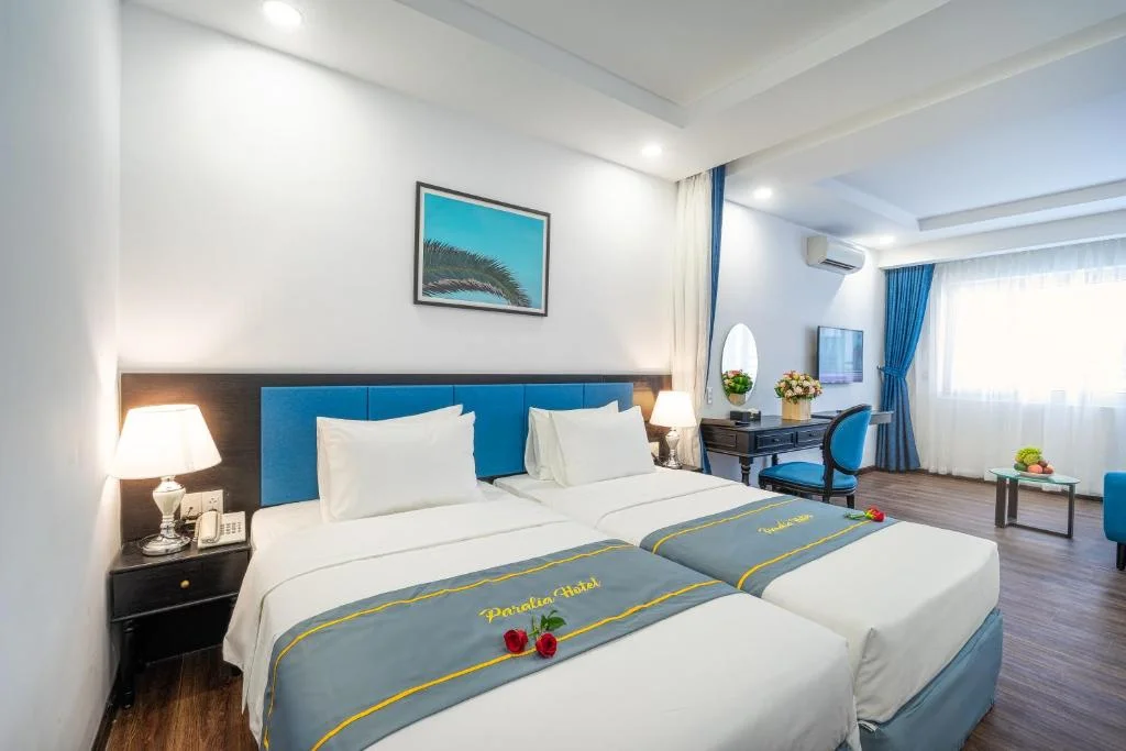 Khách sạn Paralia Hotel Nha Trang