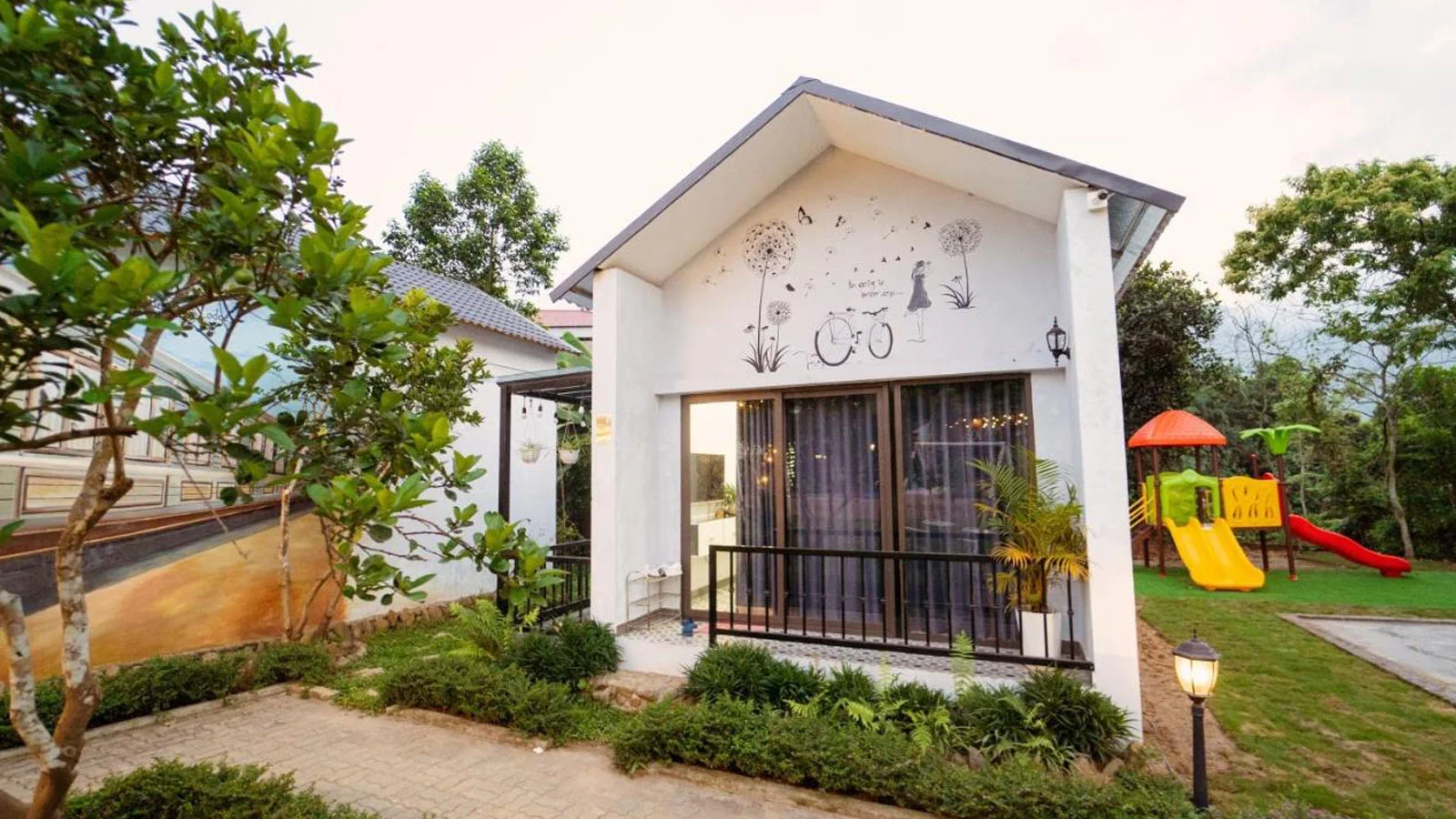 The Dreamers Lodge Villa Homestay Thạch Thất Hà Nội