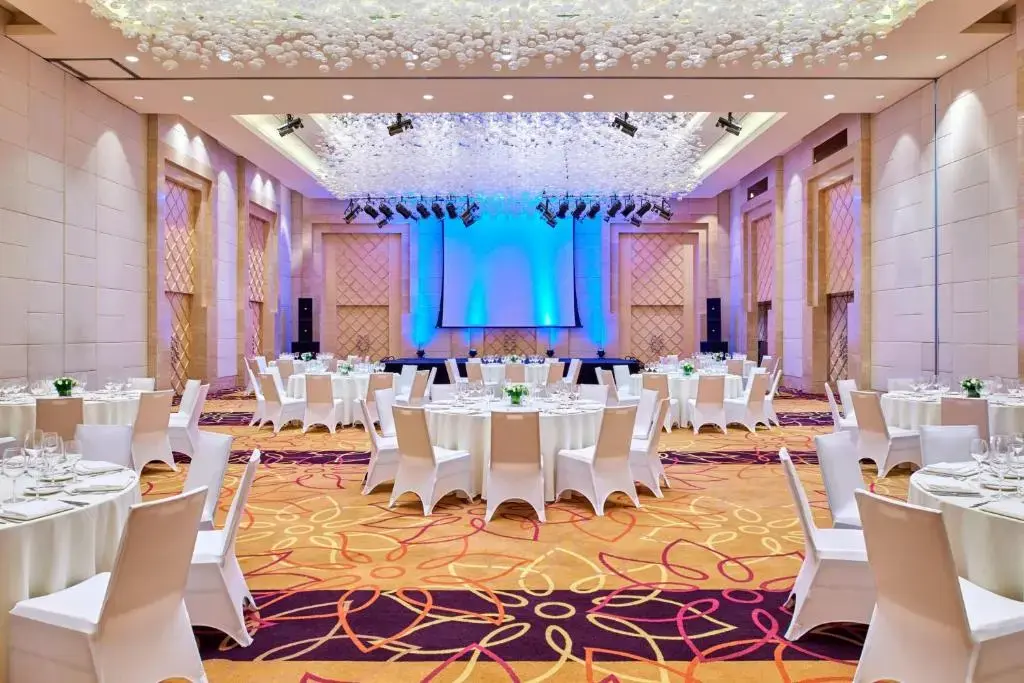 Khách sạn Sheraton Nha Trang Hotel & Spa