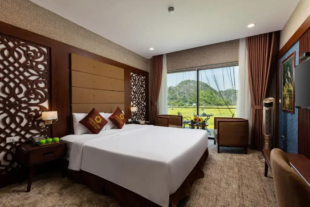 Khách sạn Liberty Hall Tam Cốc Hotel & Villa Ninh Bình