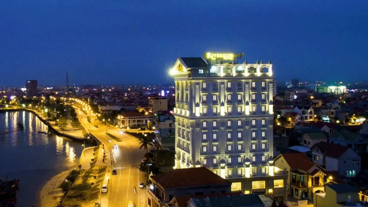 Khách sạn Riverside Hotel Quảng Bình