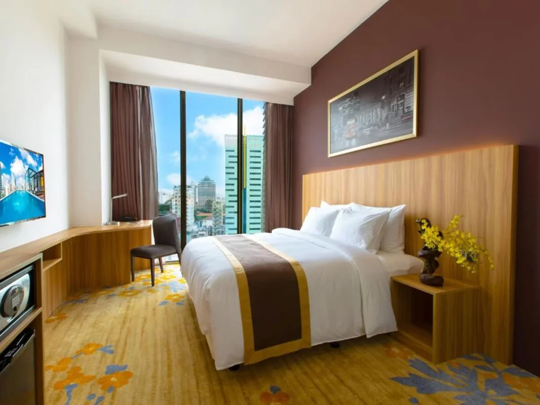 Khách sạn Bay Hotel Hồ Chí Minh