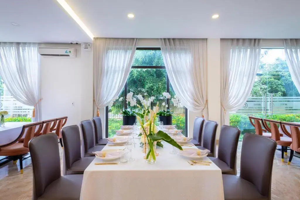 Khách sạn Sandals Star Hotel Lâm Đồng
