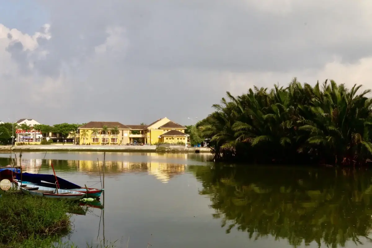 Khách sạn Long Life Riverside Hotel Hội An