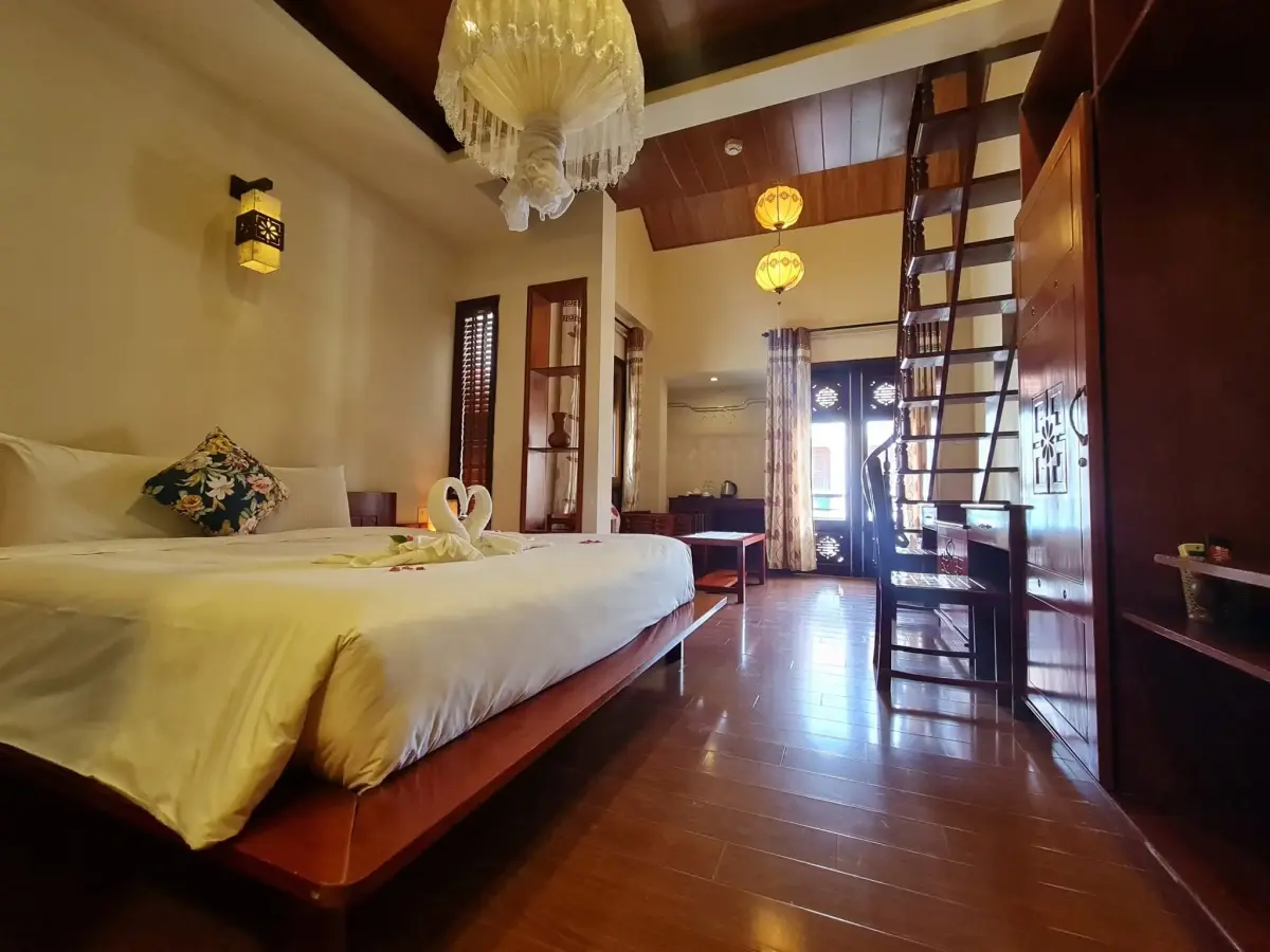 Khách sạn Long Life Riverside Hotel Hội An
